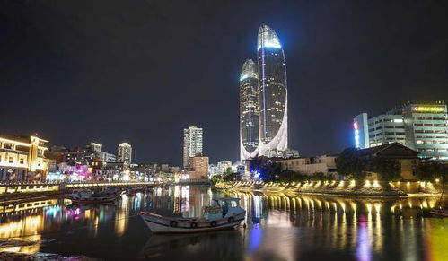 廈門代表性的地標建筑,設計師說像風帆,市民卻覺得像兩把刀